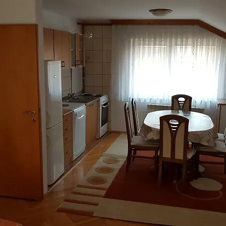 Apartman Birdahic Πανσιόν *